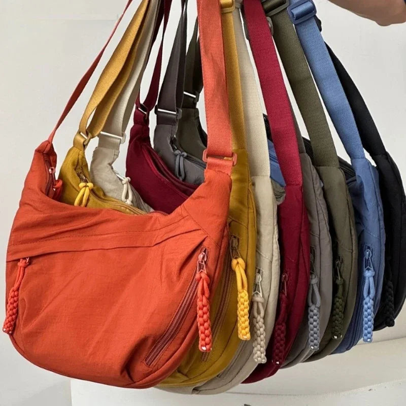 Bolso Hobo de Tela Suave