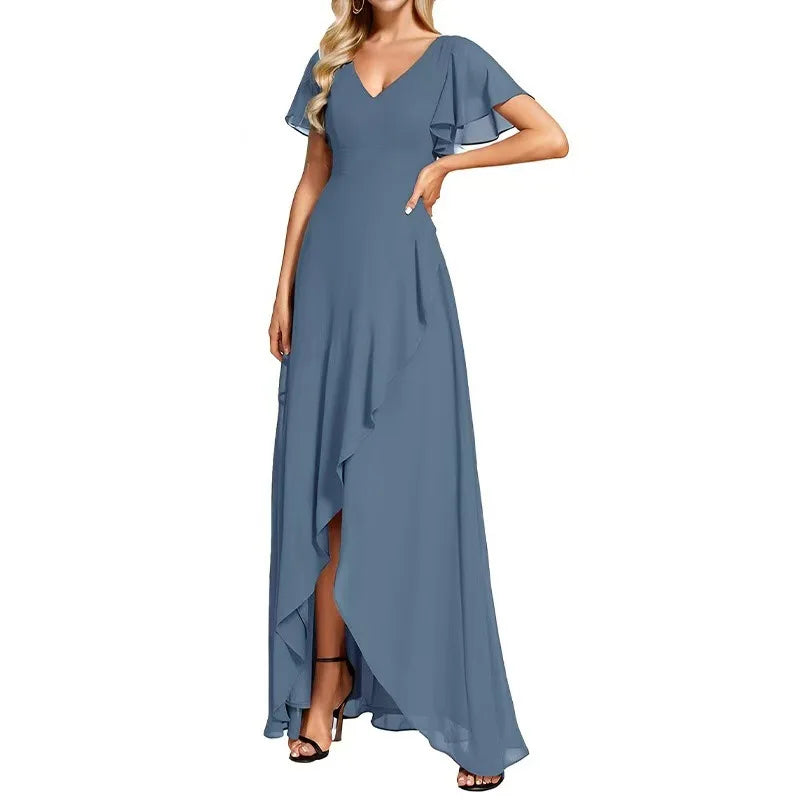 Vestido Largo con Doble Escote en V y Volantes