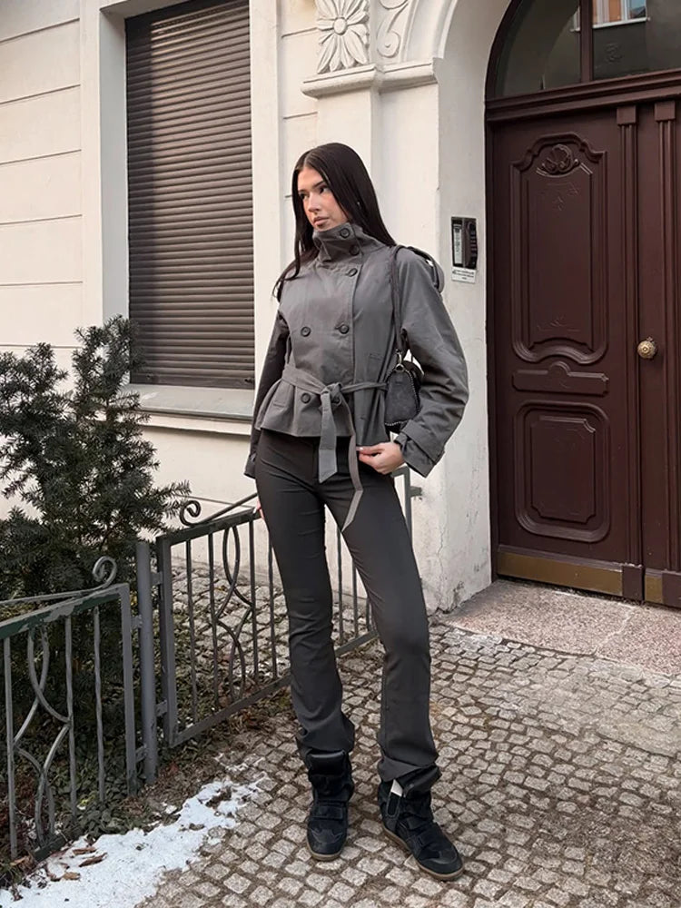 Gabardina Cruzada con Cuello Alto y Lazada